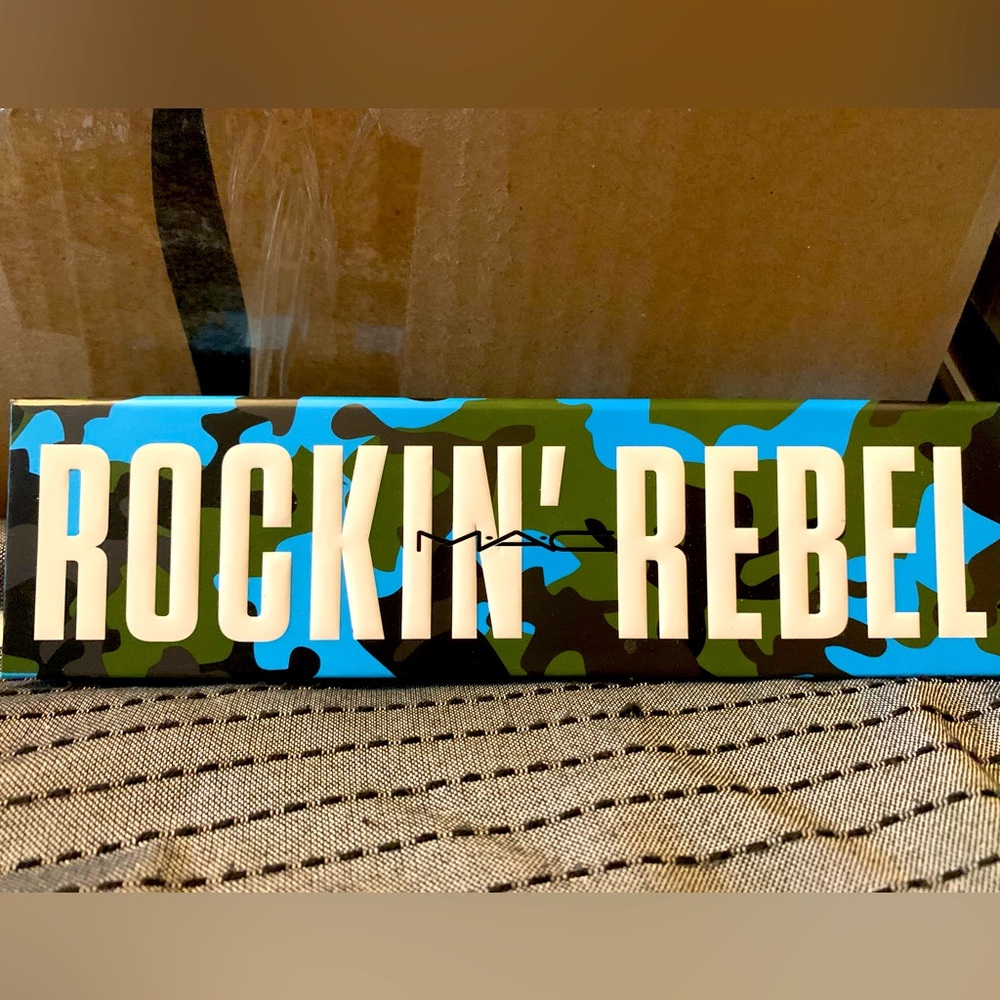 MAC Rockin Rebel palette